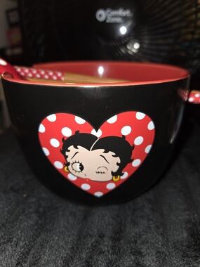 Betty Boop Black Mug with Red Polka-Dot Heart